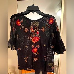 Anthologie Size M Embroider Flutter Sleeve Top
